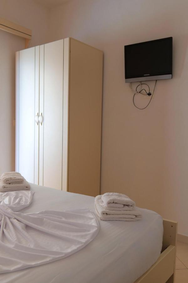 Vila Fredi Ksamil Zewnętrze zdjęcie